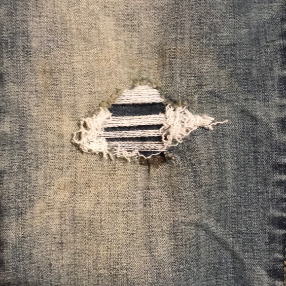 Medium Wash Distressed AE Jeans - Picture 6 of 6